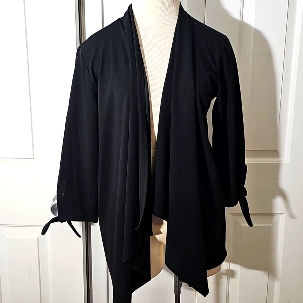 IMAN OPEN JACKET NWT.  Size Med. 3/4 Sleeves With‎ Tie. Black
